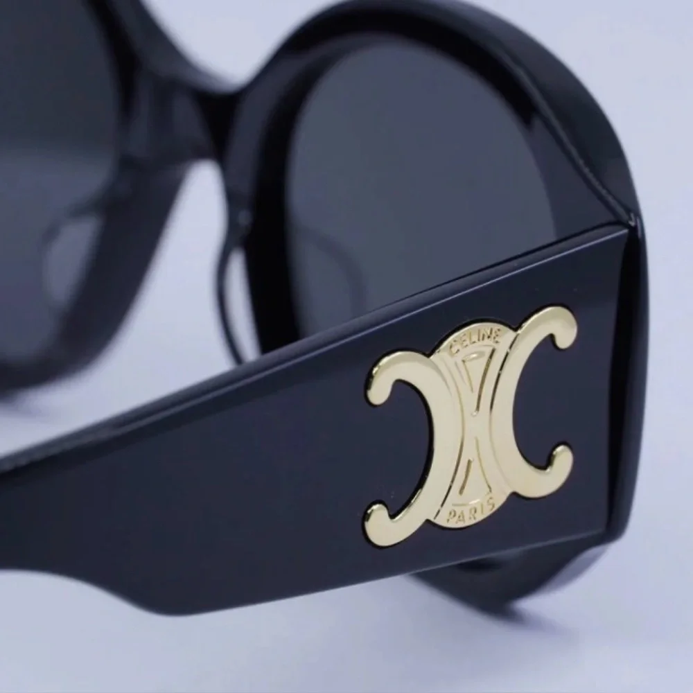 Celine Triomphe Sunglasses CL40305U Brand New with COA